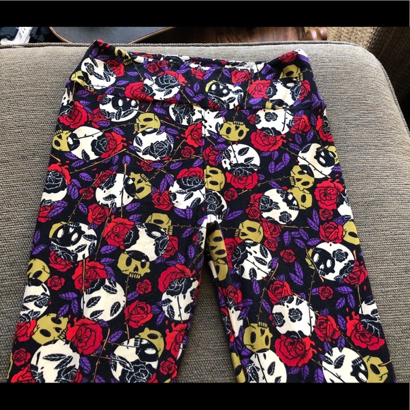Rare Skulls Rose Halloween Leggings Lularoe OS EUC - Picture 2 of 7
